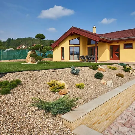 Cerna Kcg350 Comfortable Holiday Vila Cermna